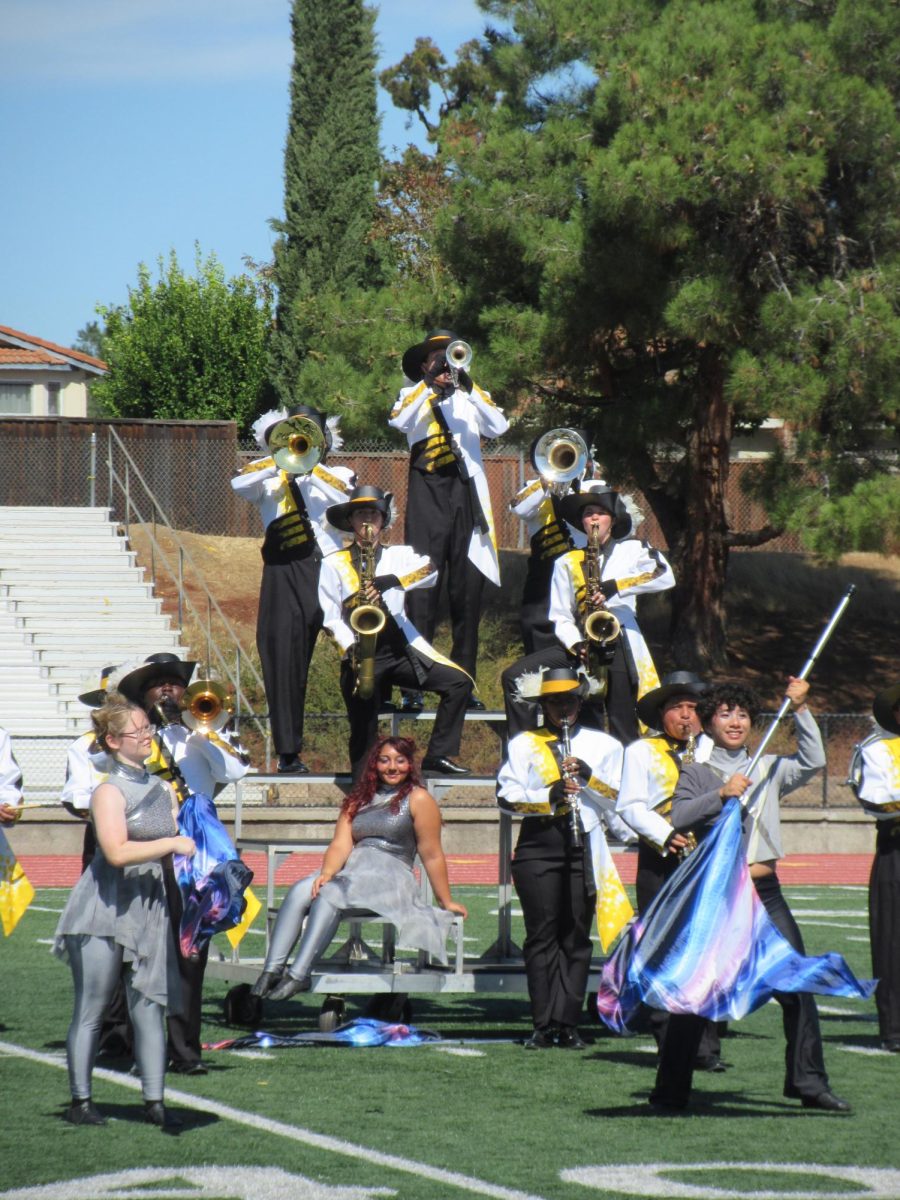 Del Mar's marching band and color guard in their show's "ending pose"